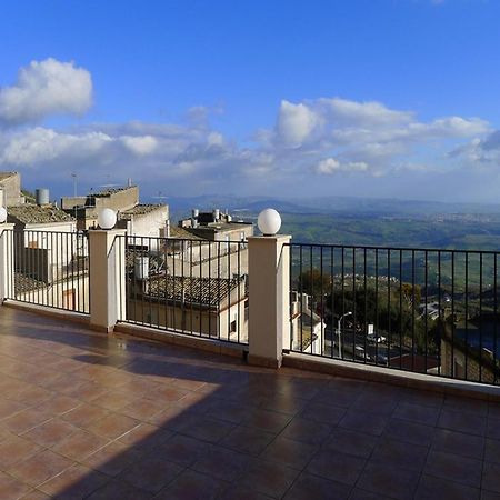 Bed And Breakfast Sotto Le Stelle Caltabellotta Exterior foto